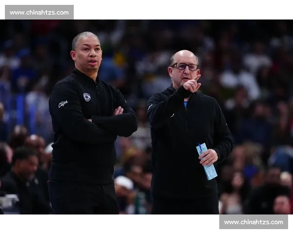 泰伦卢吐心声：伦纳德健康便不透支哈登，他太委屈